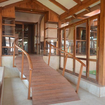 Kaular Atithis Grand Kokan Resort Ganpatipule Exteriér fotografie